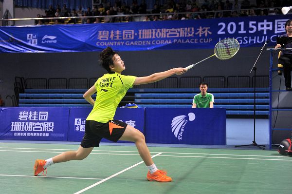 过个人的努 过个人的努